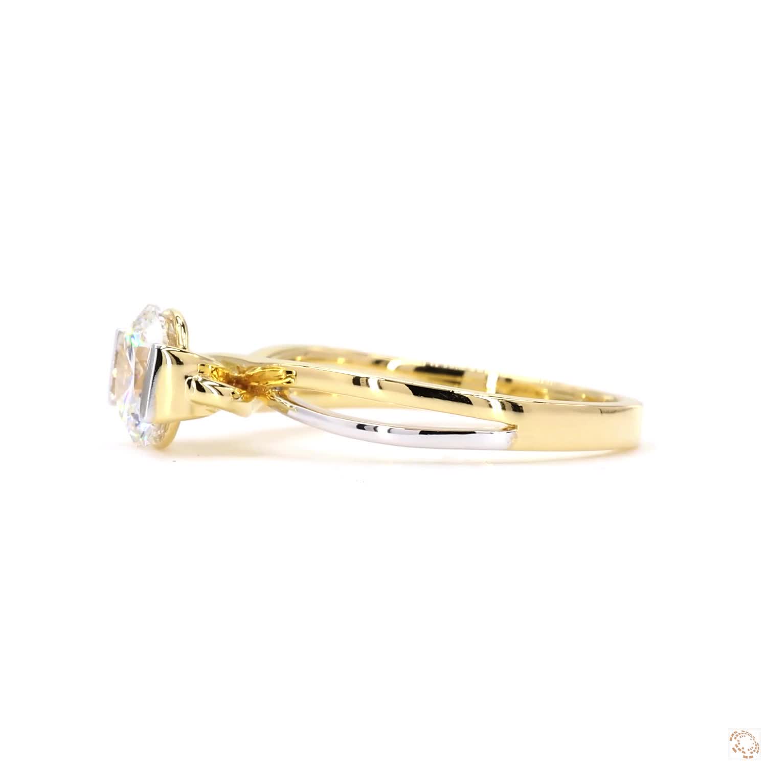 1.30 CT Round Diamond Two Tone Solitaire Ring | DA60264
