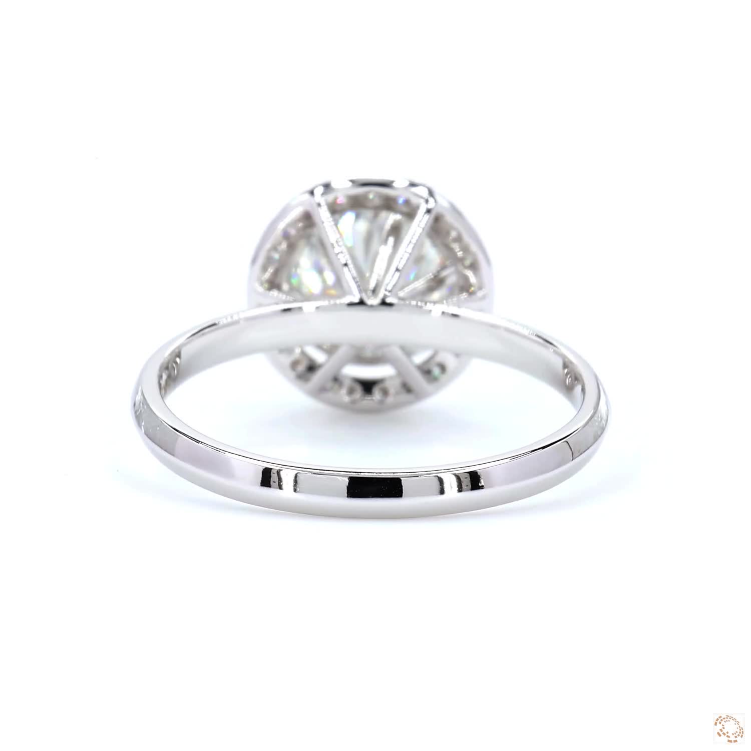 1.50 CT Round Diamond Solitaire Ring | LR-320