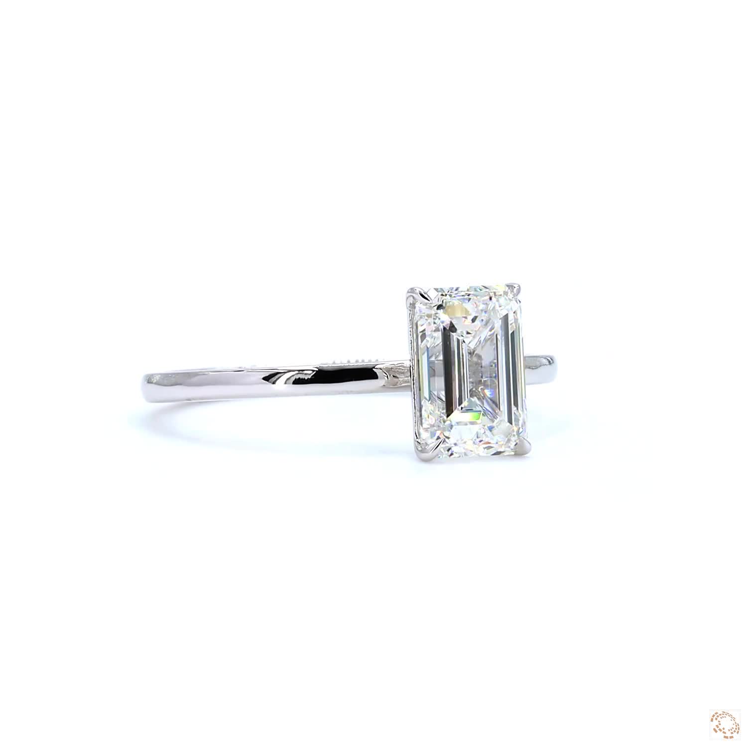 1.50 CT Solitaire Emerald Diamond Ring | LR-336 Emerald (DA602108-05)