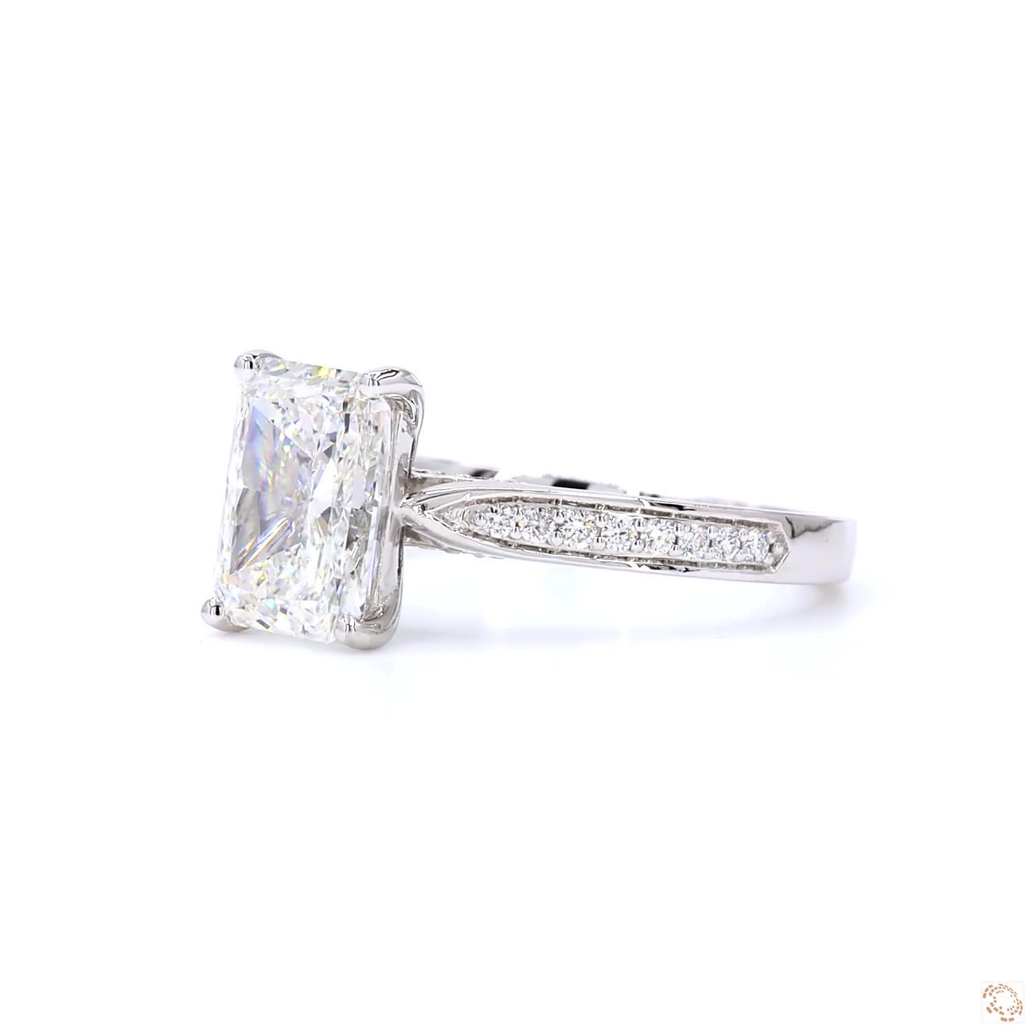 LR-351 Radiant (DA602161)