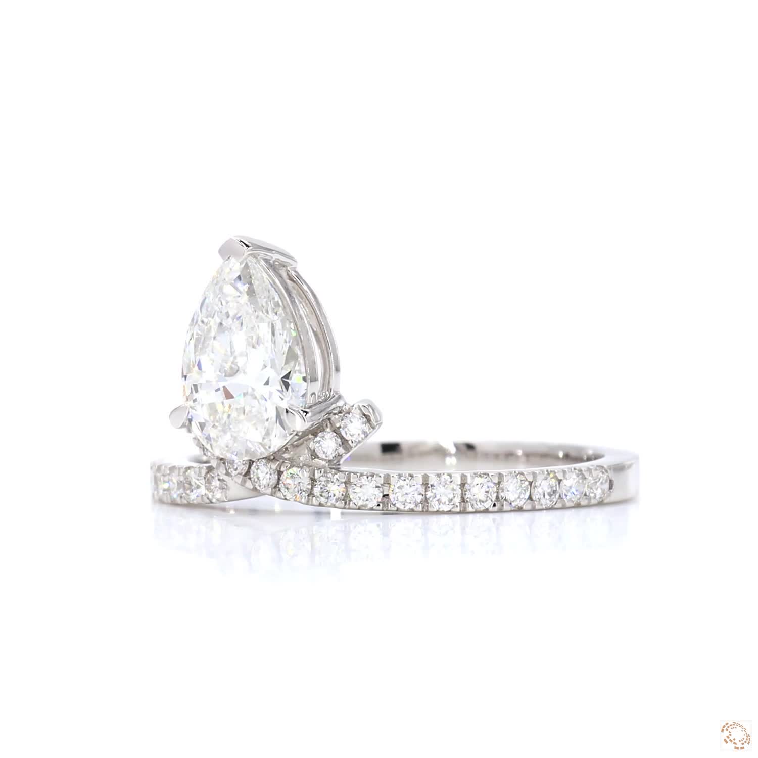 1 CT Pear Diamond RingLR-357 (DA602171)